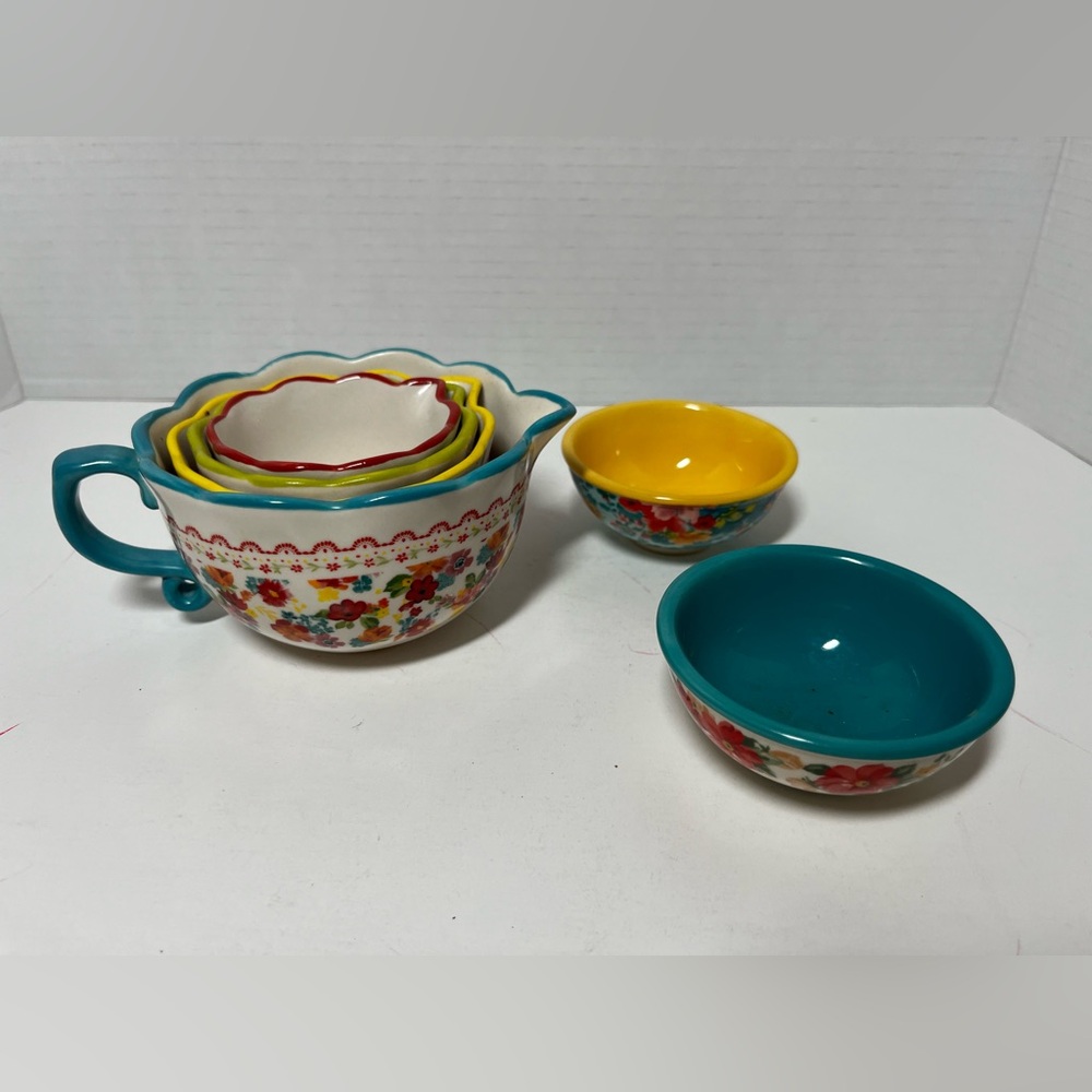 Pioneer Woman Breezy Blossom Measuring Cup Set